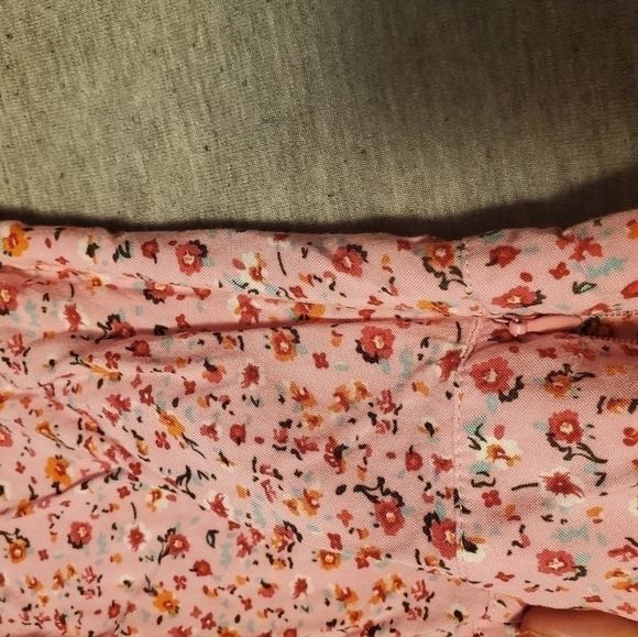 * Rue 21 crop top - Picture 2 of 2